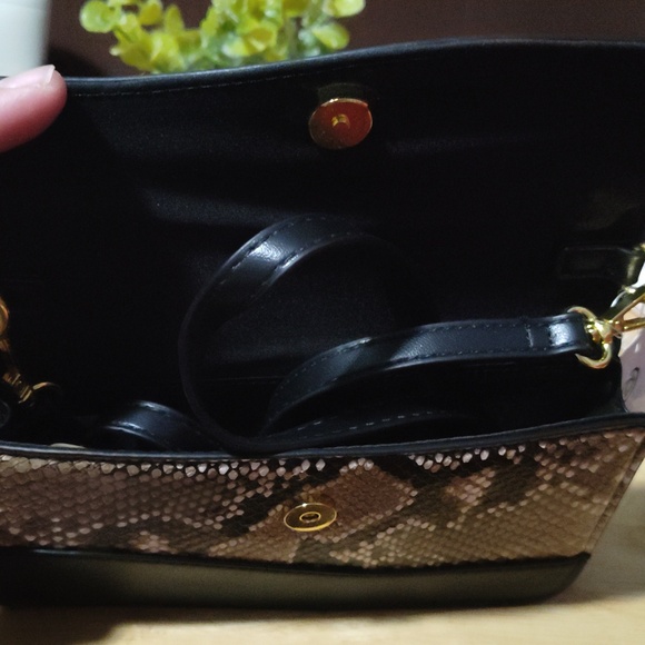 Wallet - Picture 5 of 8